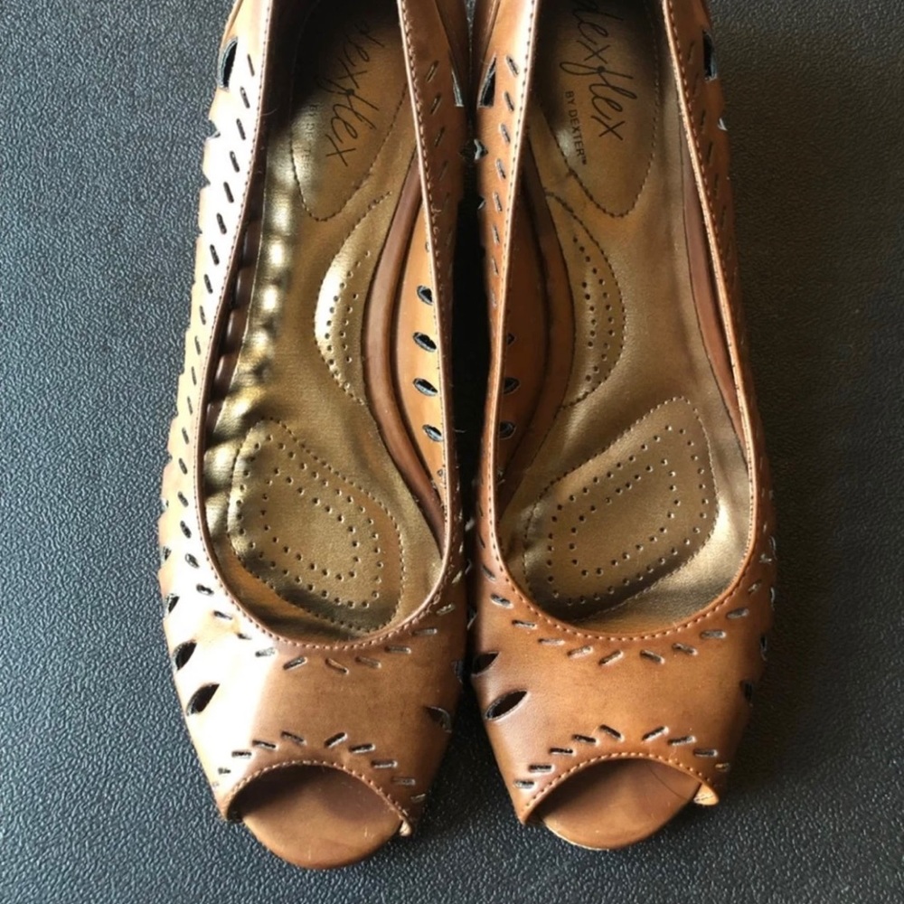 Brown Wedges